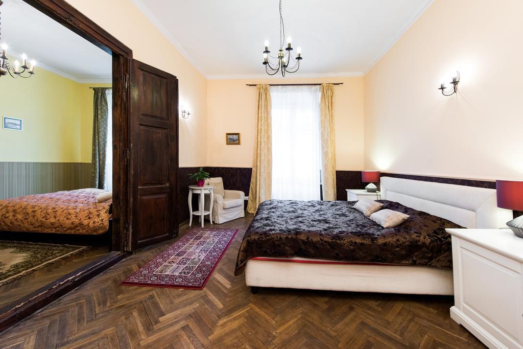 Apartamenty Golebia 3 Krakow Room photo
