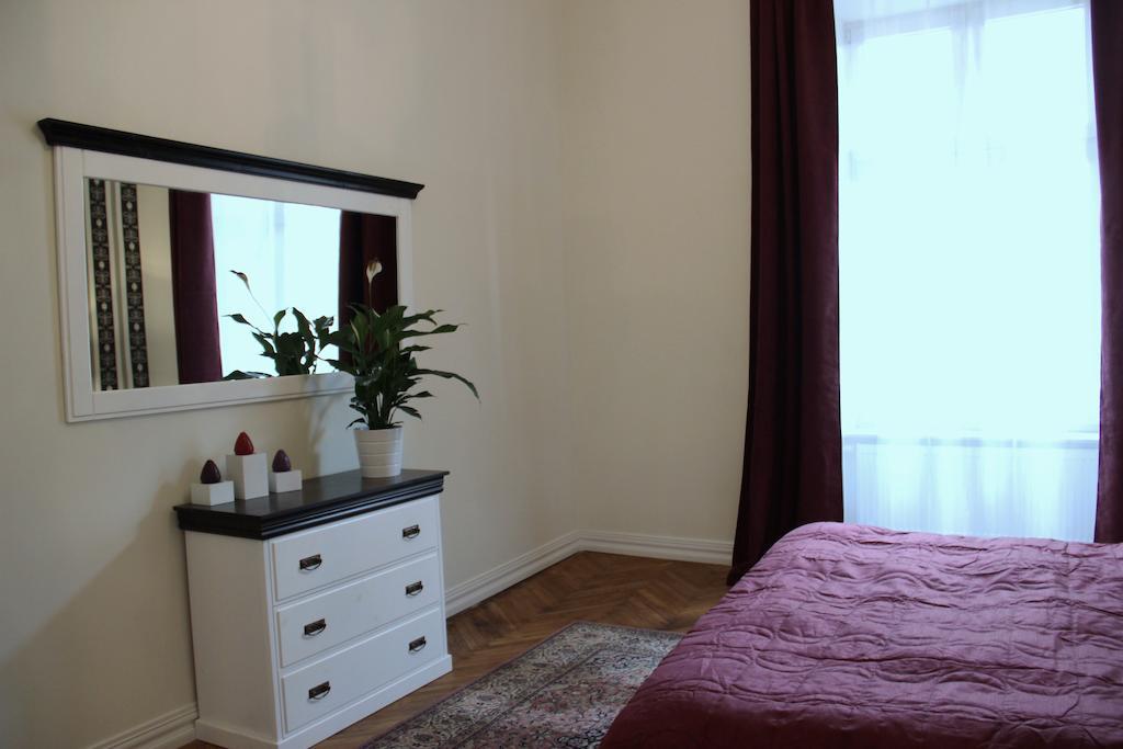 Apartamenty Golebia 3 Krakow Room photo